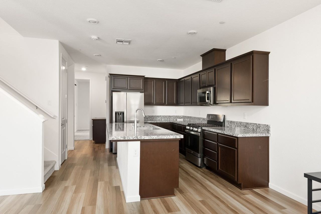 2937 Limoges Walk - Photo 2 of 16