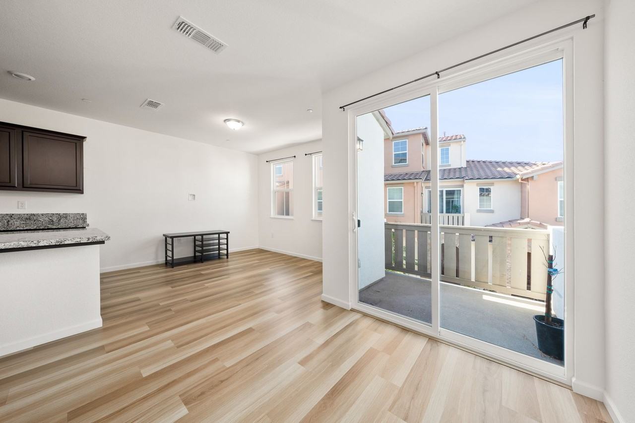 2937 Limoges Walk - Photo 3 of 16