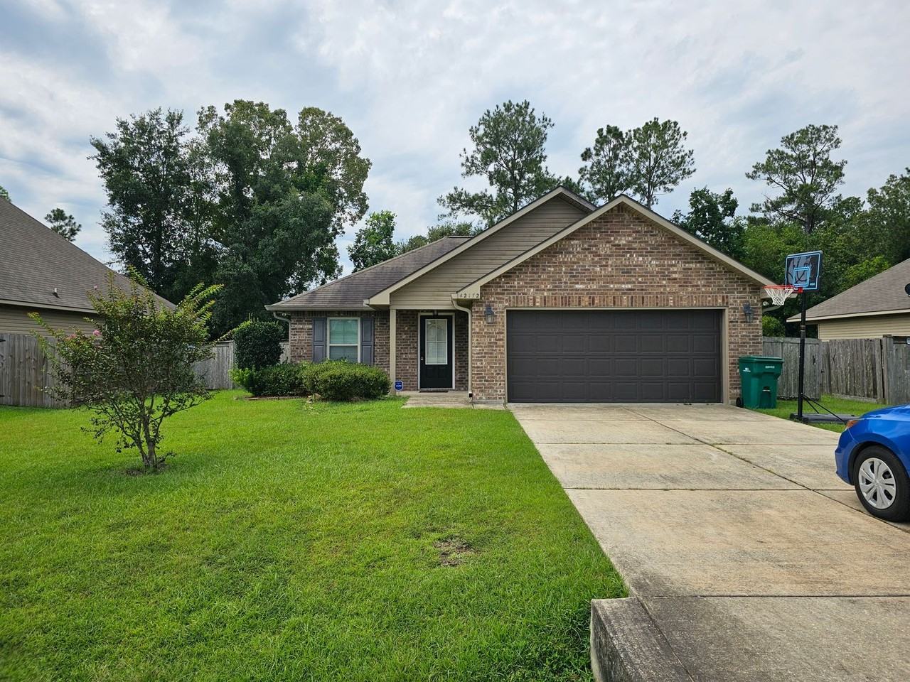 42172 Broadwalk Ave - Photo 2 of 18