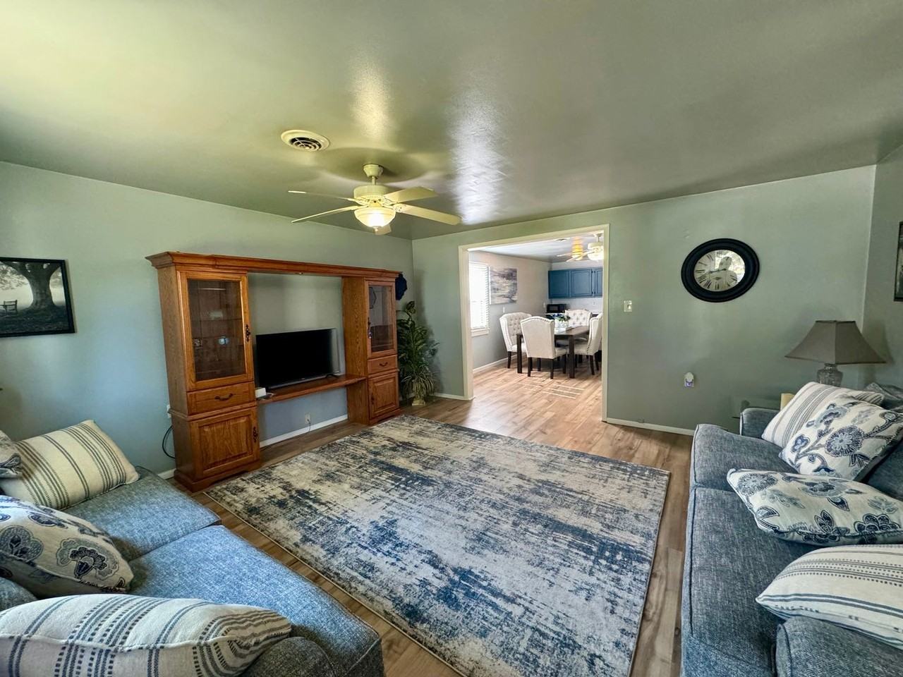 2010 Adams St - Photo 2 of 10