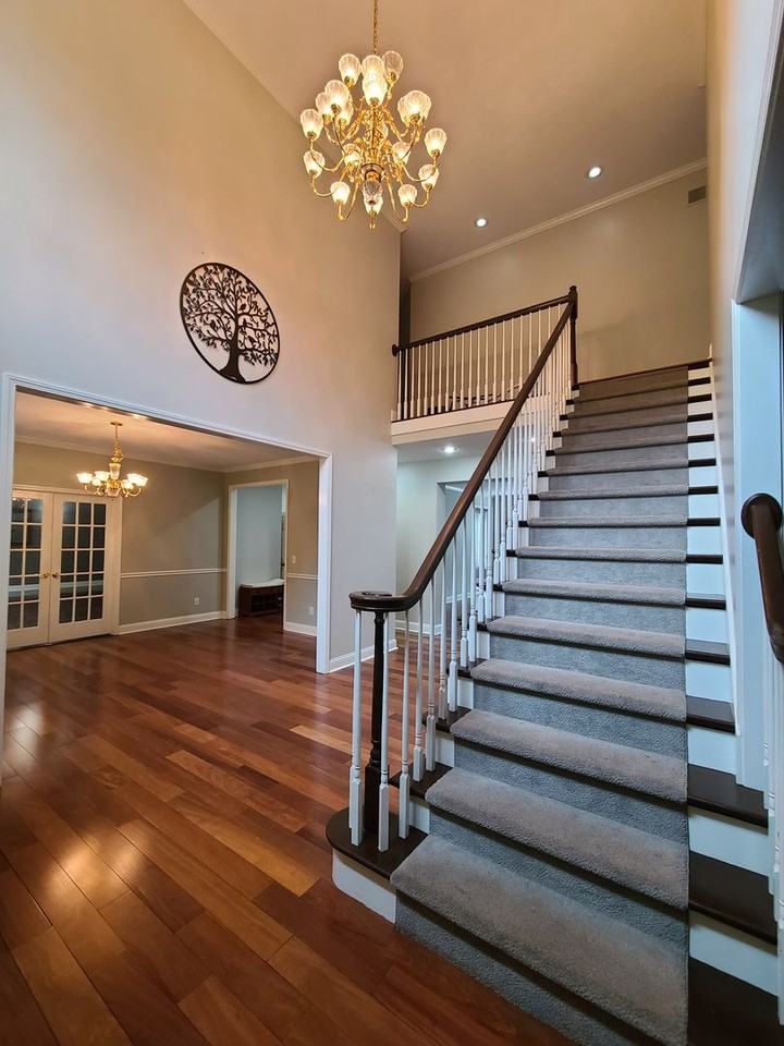 9440 Park Ridge Trl - Photo 2 of 50