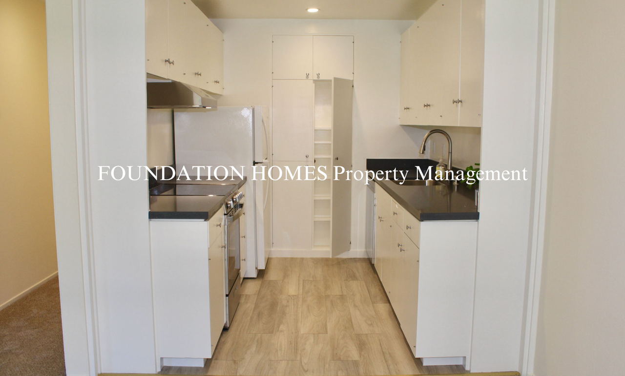 80 Surrey Ln - Photo 2 of 26