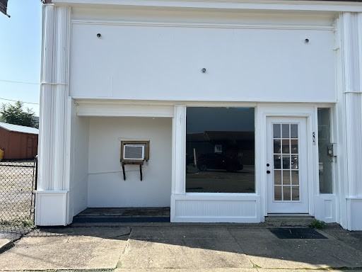 311 Main St - Photo 2 of 10