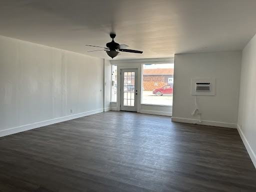 311 Main St - Photo 3 of 10