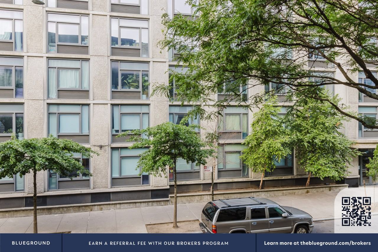 251 N 8th St #1552 - Photo 4 of 19