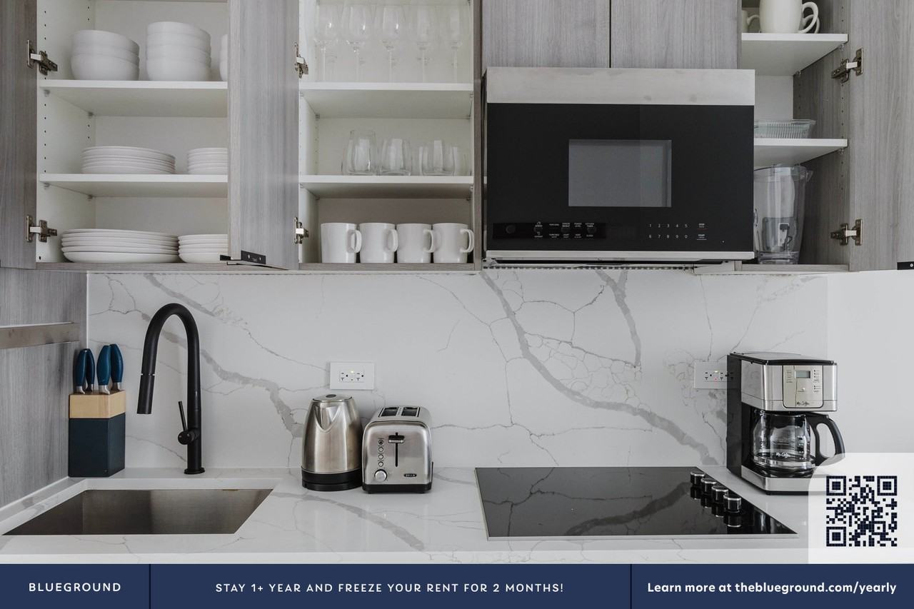 251 N 8th St #1552 - Photo 7 of 19