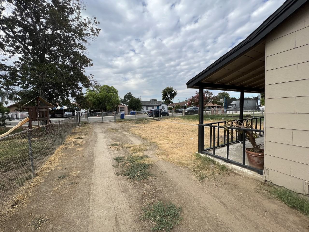 120 E Belle Ave #NA - Photo 2 of 18