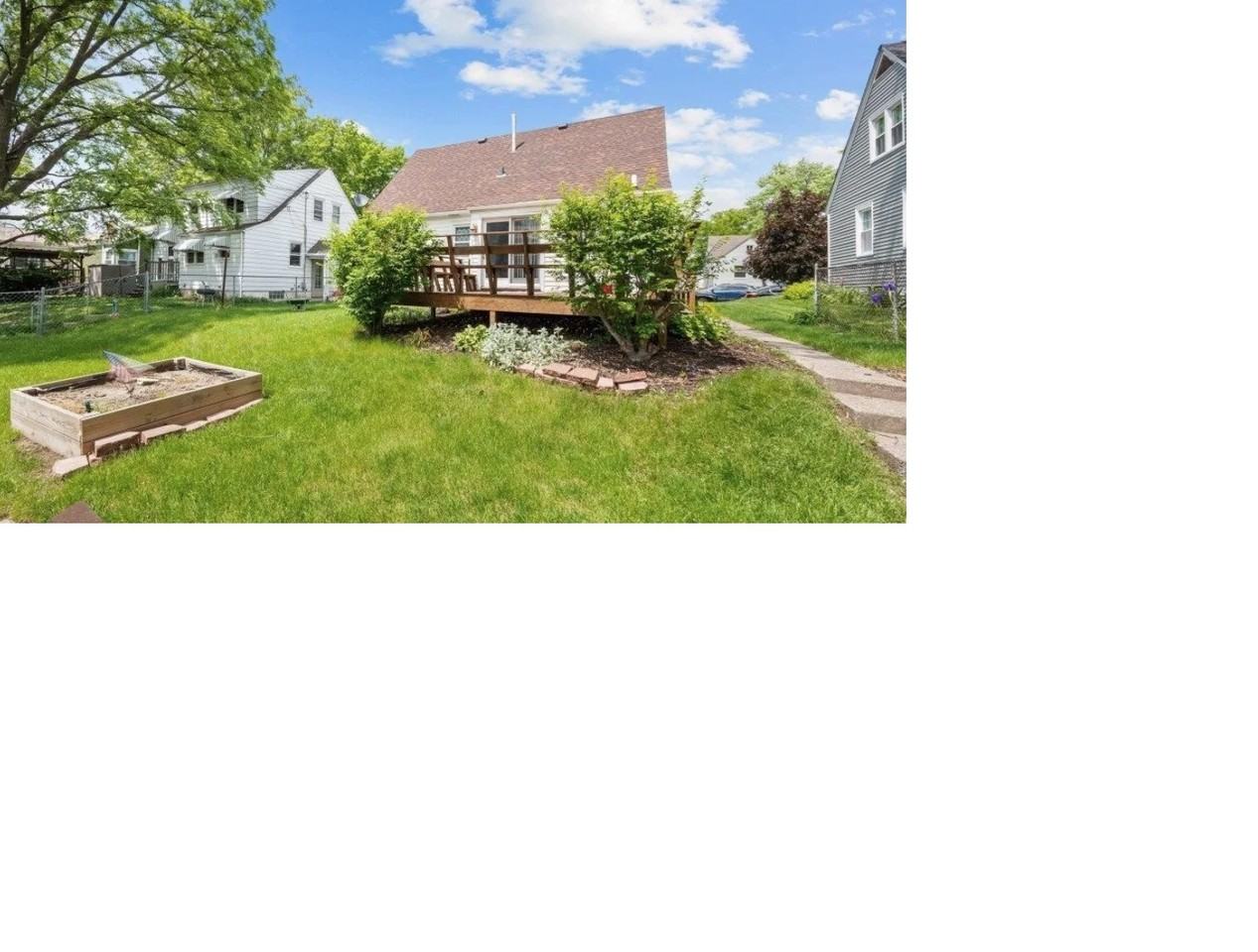 519 W 29th St #NA - Photo 2 of 13