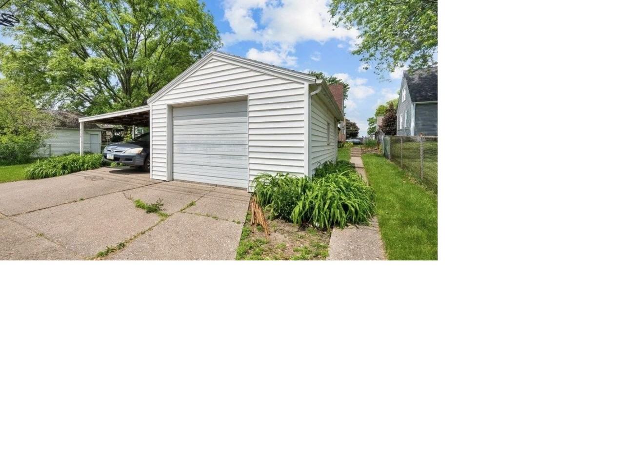 519 W 29th St #NA - Photo 3 of 13