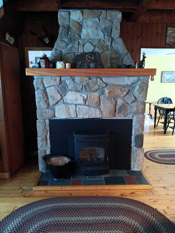 102 Lincoln Ave #NA - Photo 3 of 12