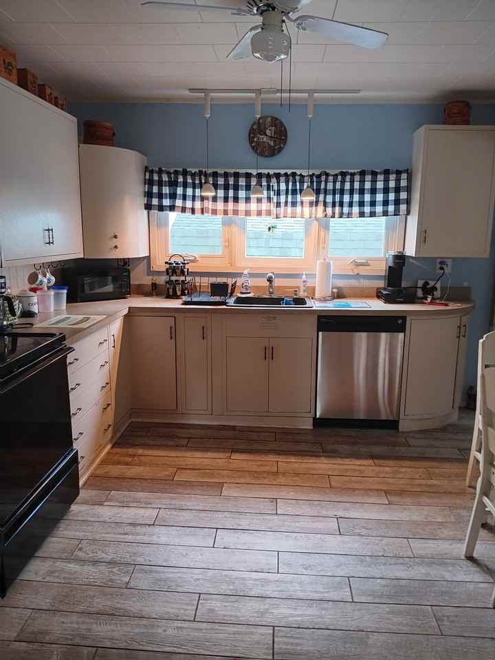 102 Lincoln Ave #NA - Photo 5 of 12