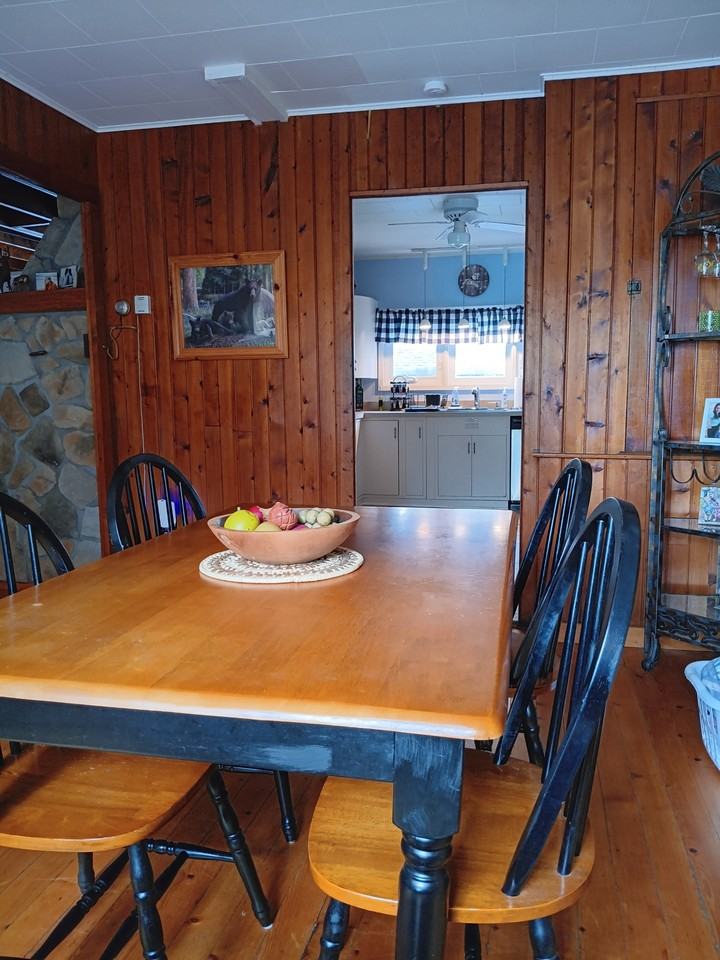 102 Lincoln Ave #NA - Photo 6 of 12