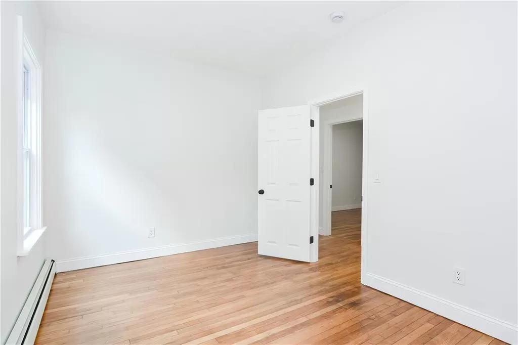 135 Superior St #1 - Photo 4 of 7