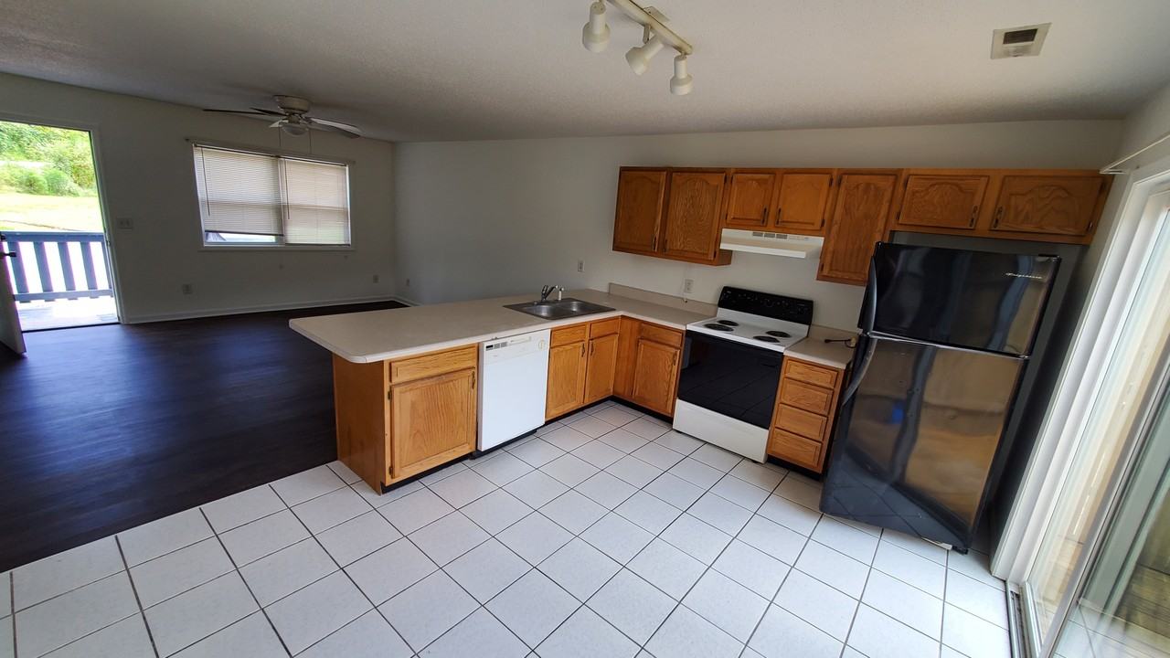 10 Captains Pt #10 - Photo 5 of 8