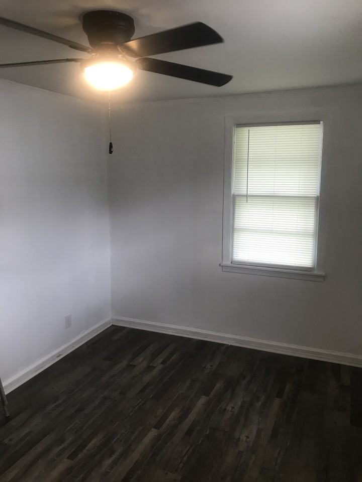 1221 Ferndale Ln #NA