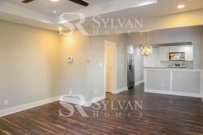 315 Brooks Ave Sw - Photo 3 of 15