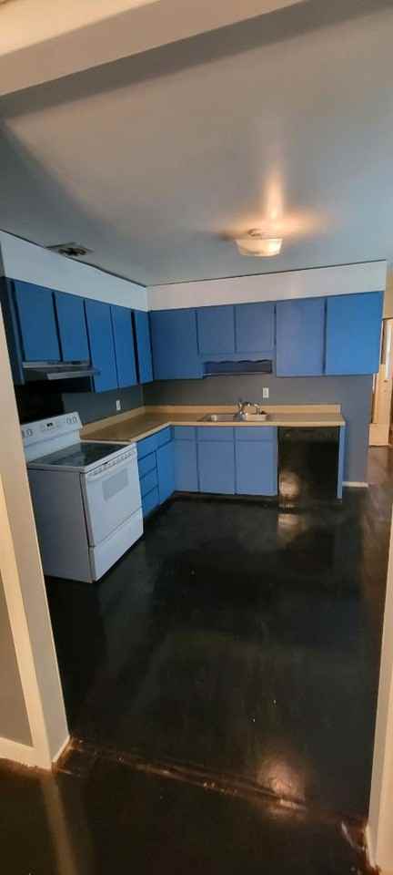 314 Alabama Ave - Photo 2 of 8