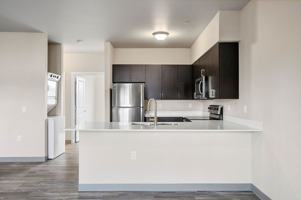 featured image of 260 16th St