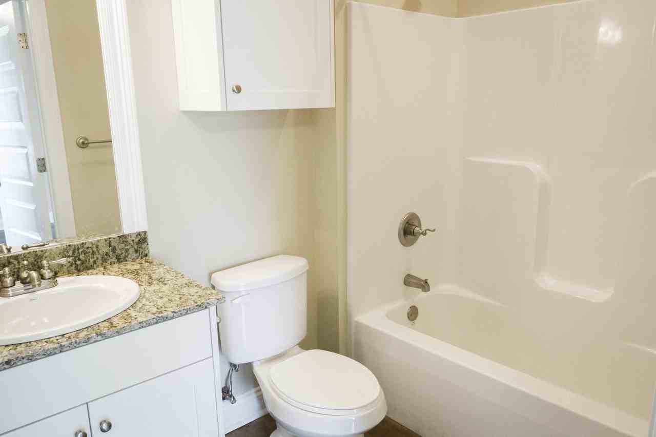 Southlake Apartments - Photo 6 of 9