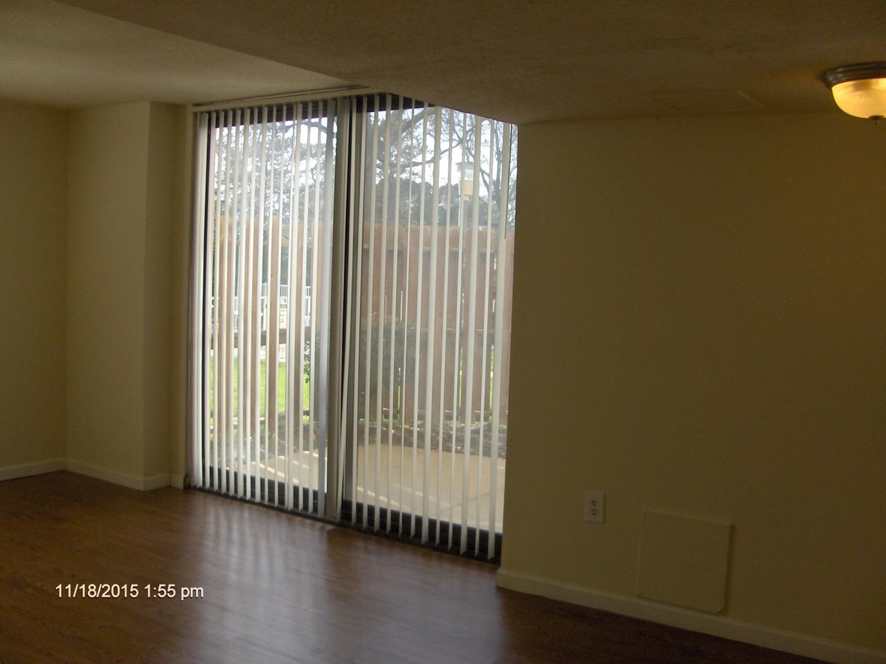 Royal Mace Apartments - Photo 2 of 8