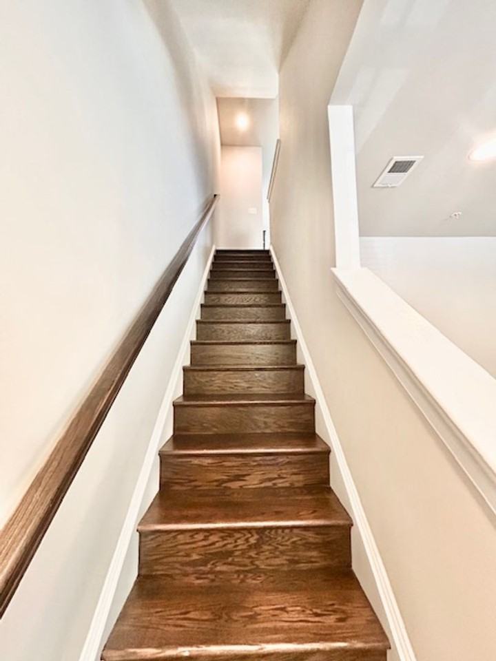 1315 S Quinn St - Photo 6 of 40