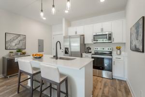 featured image of 2318 E Main St