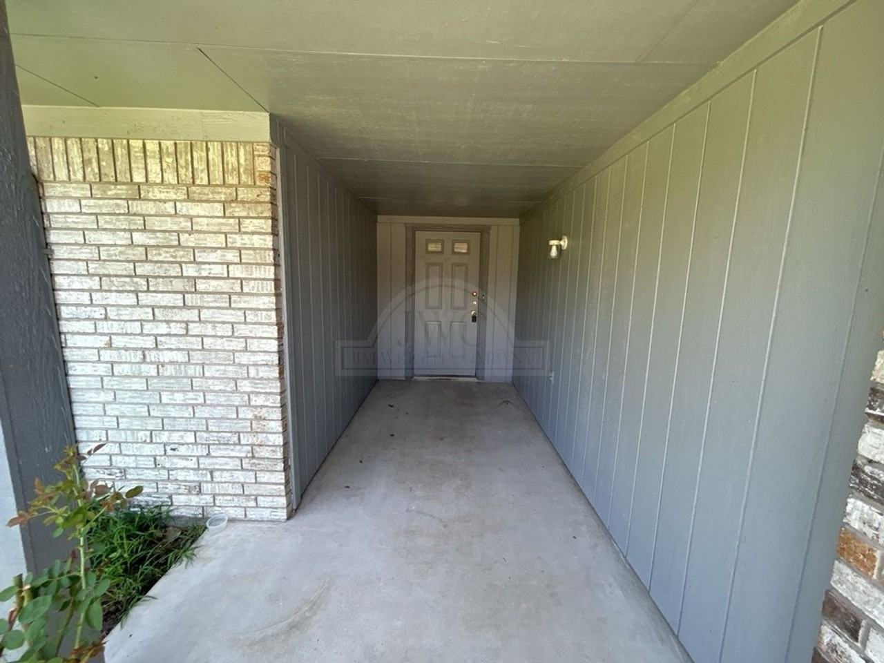 4309 Greenlee Dr - Photo 2 of 36