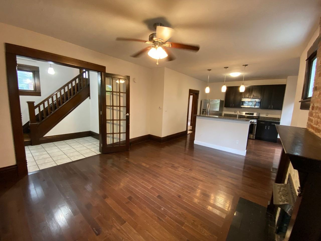 167 E Oakland Ave - Photo 3 of 19