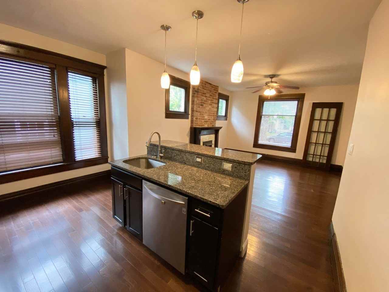 167 E Oakland Ave - Photo 7 of 19