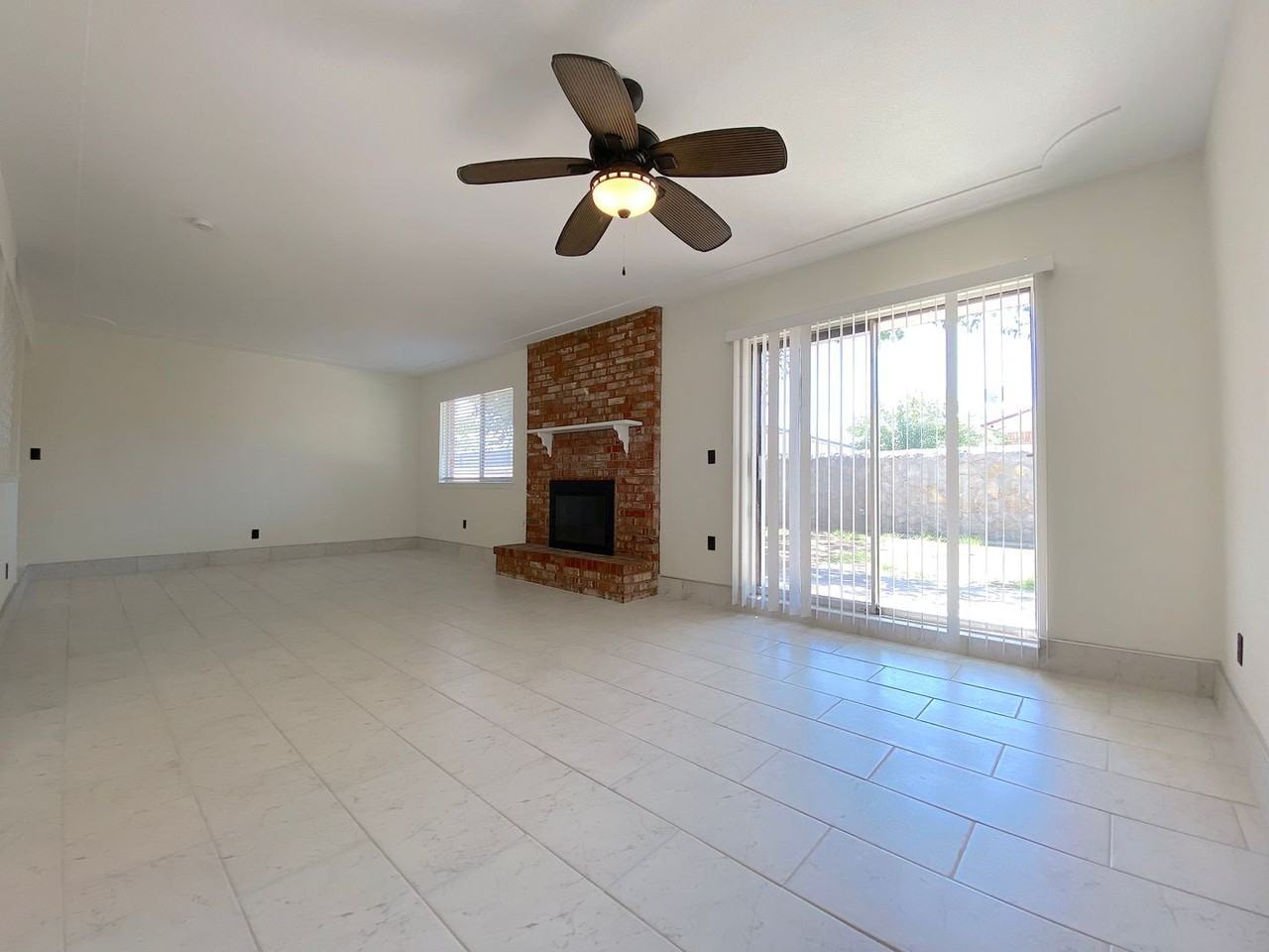 5012 Salem Dr - Photo 7 of 26