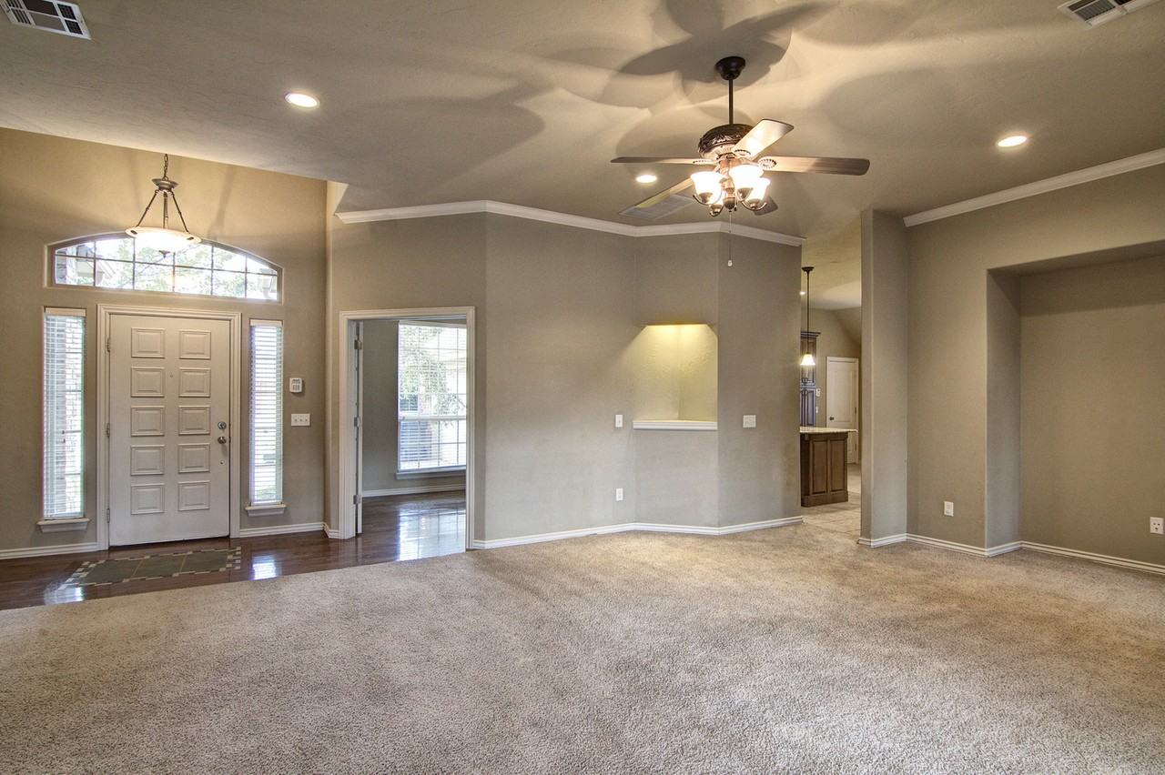 15705 Himalaya Rdg - Photo 5 of 23