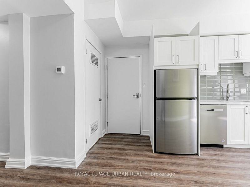 825 Queen Street West #2nd Floor - Photo 3 of 22