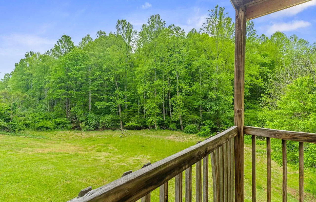 290 Bruner Rd - Photo 3 of 15