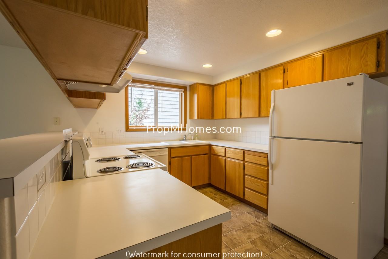 20765 Sw Eggert Way - Photo 6 of 20