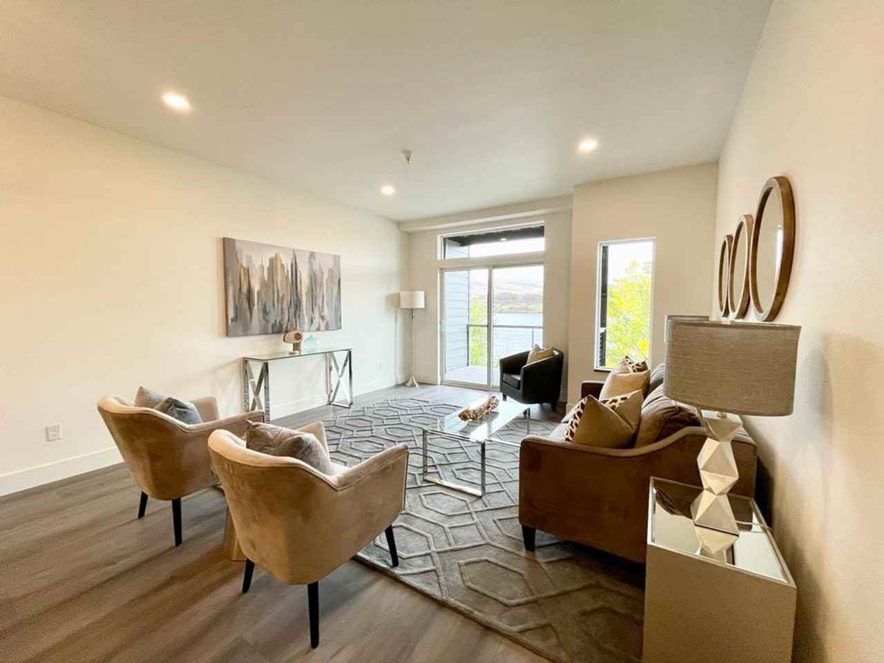 3785 3785 - 3787 Klindt Dr - Photo 3 of 9