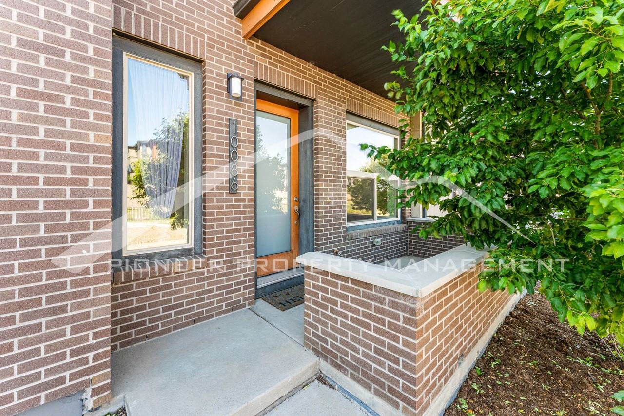 10086 Belvedere Cir - Photo 2 of 22