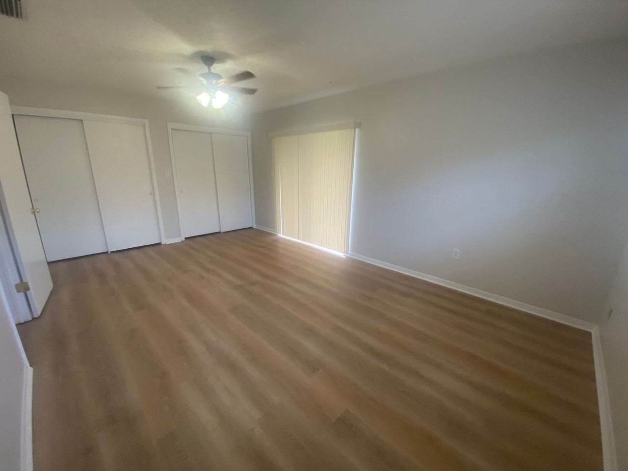 1808 Arthur Ave - Photo 2 of 6