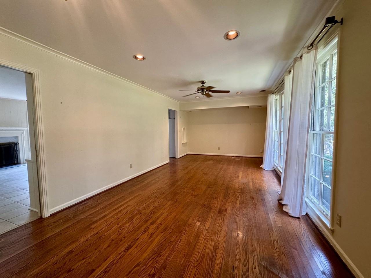 3905A Trimble Rd - Photo 4 of 25