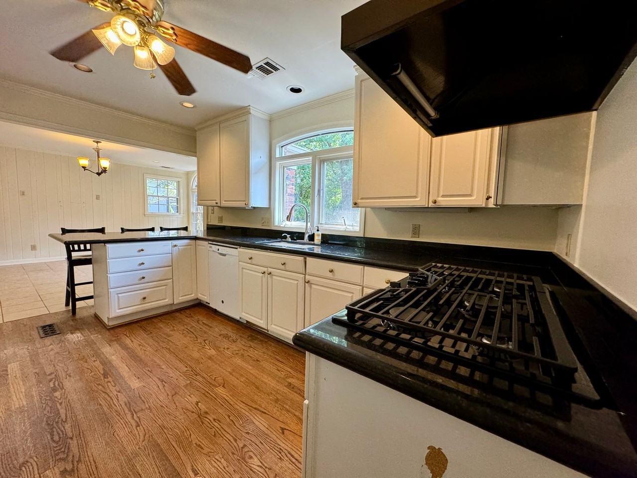 3905A Trimble Rd - Photo 7 of 25