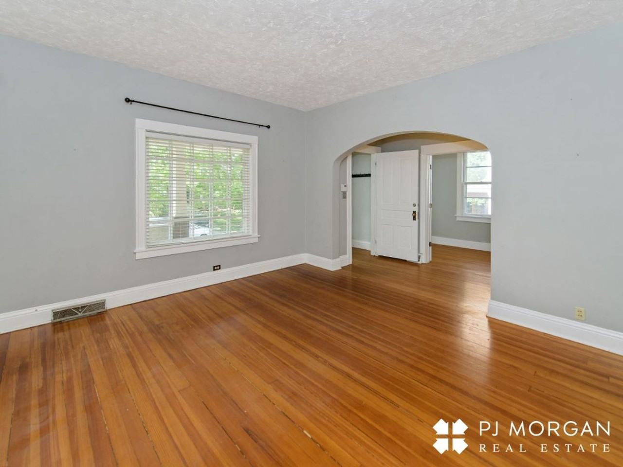 5004 Webster Street - Photo 3 of 21