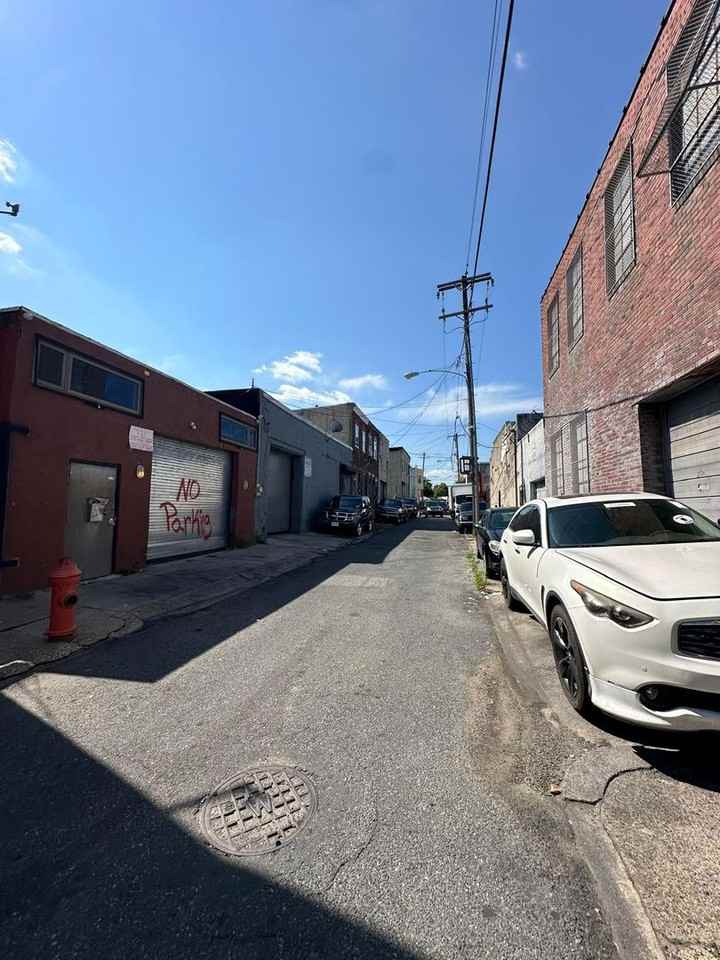 4323 N Orianna St - Photo 4 of 28