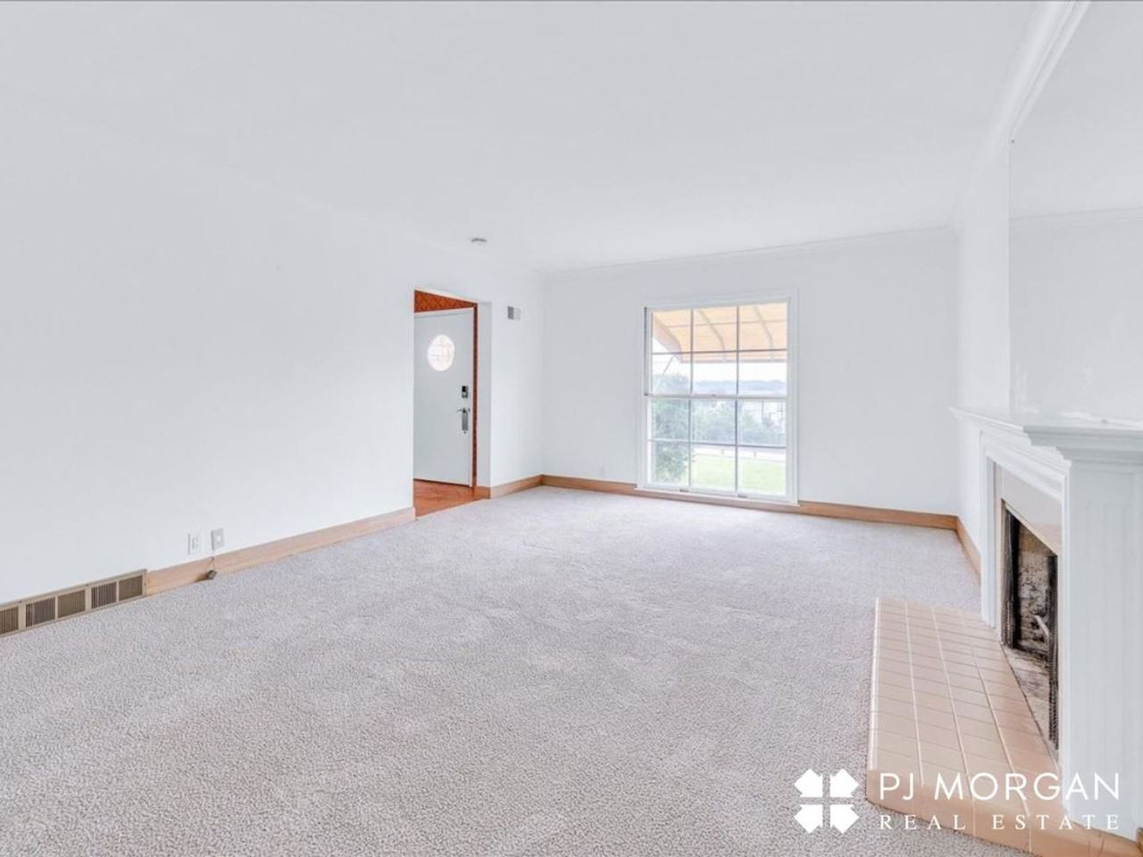 304 S 84th St - Photo 6 of 30