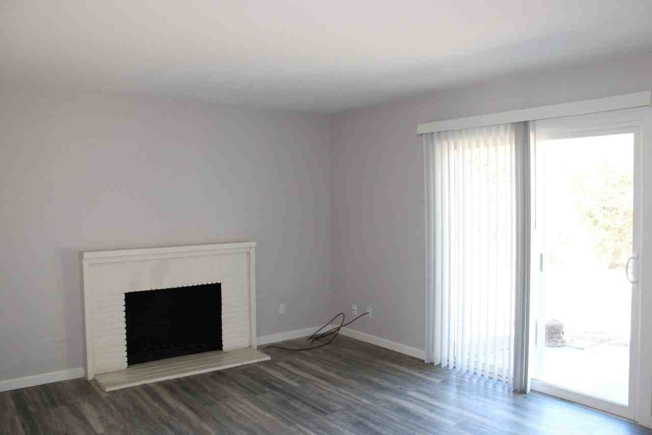 10404 Abbottford Way - Photo 2 of 17