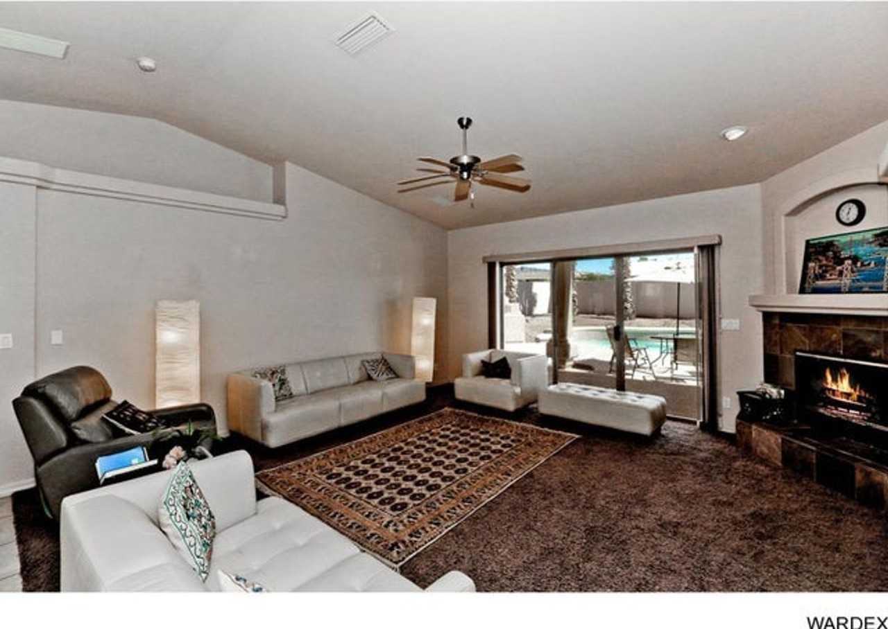 820 Granada Vereda - Photo 4 of 24