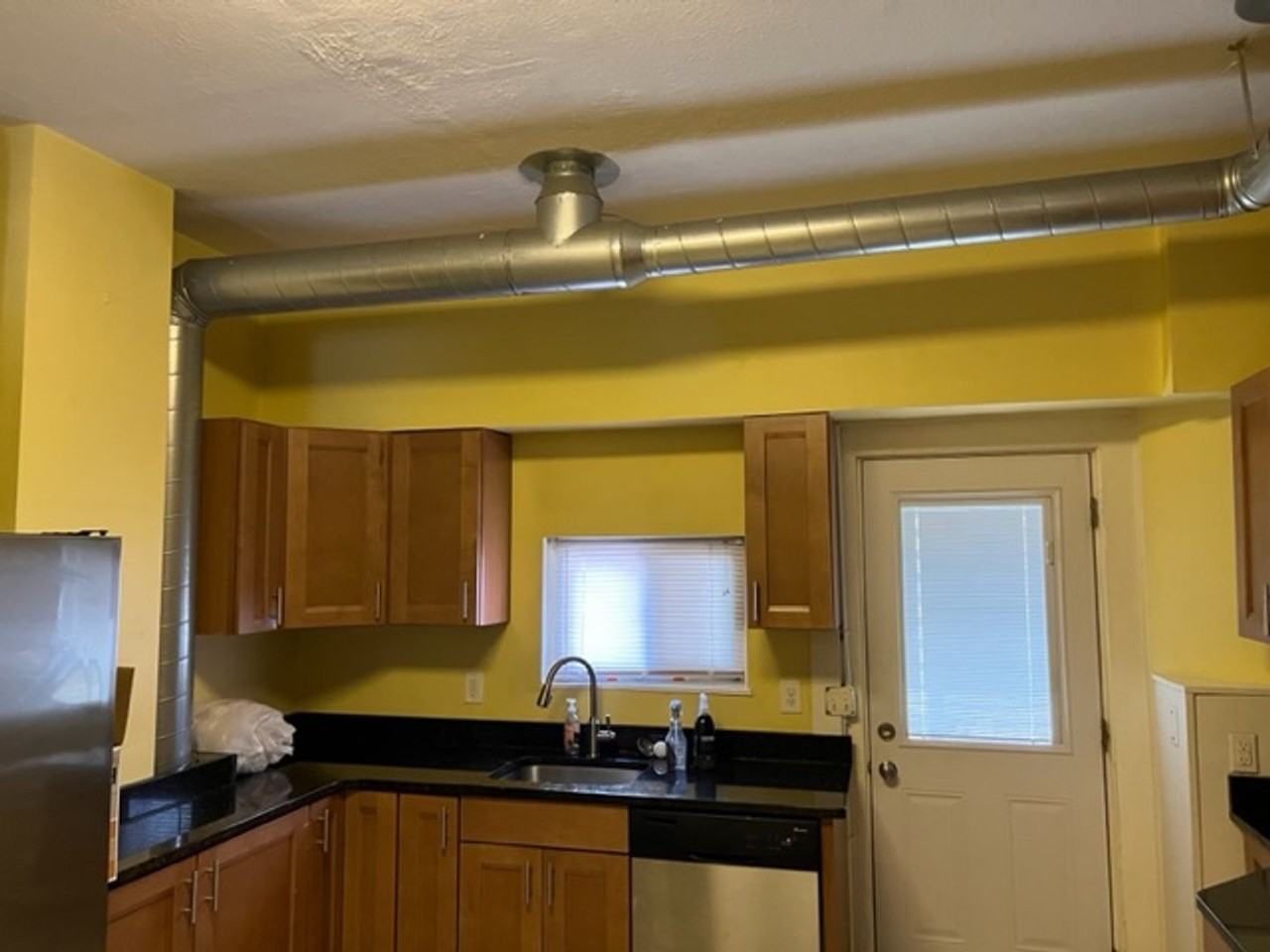 135 42nd St - Photo 6 of 27