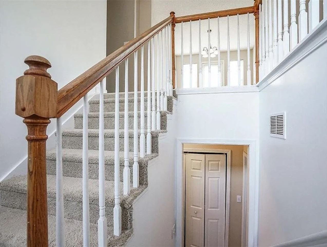 1935 Venesa Cir - Photo 5 of 40