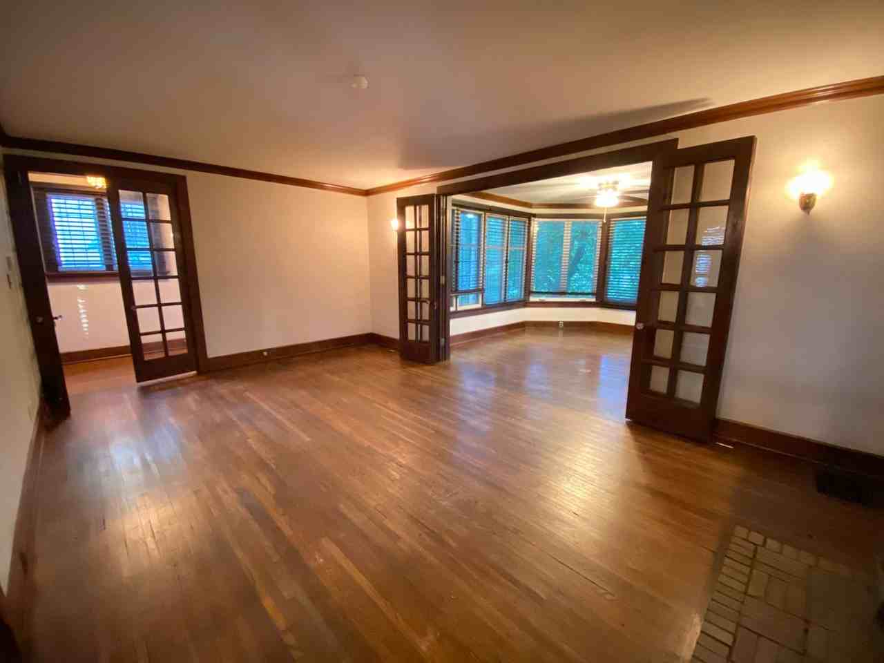2076 Iuka Ave - Photo 7 of 22