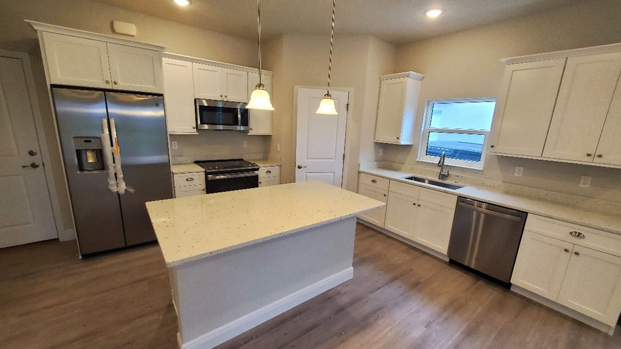 3120 Portofino Boulevard - Photo 7 of 23