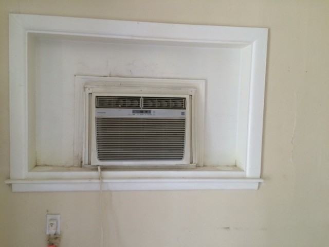 4814 Mcdaniel Dr - Photo 3 of 7