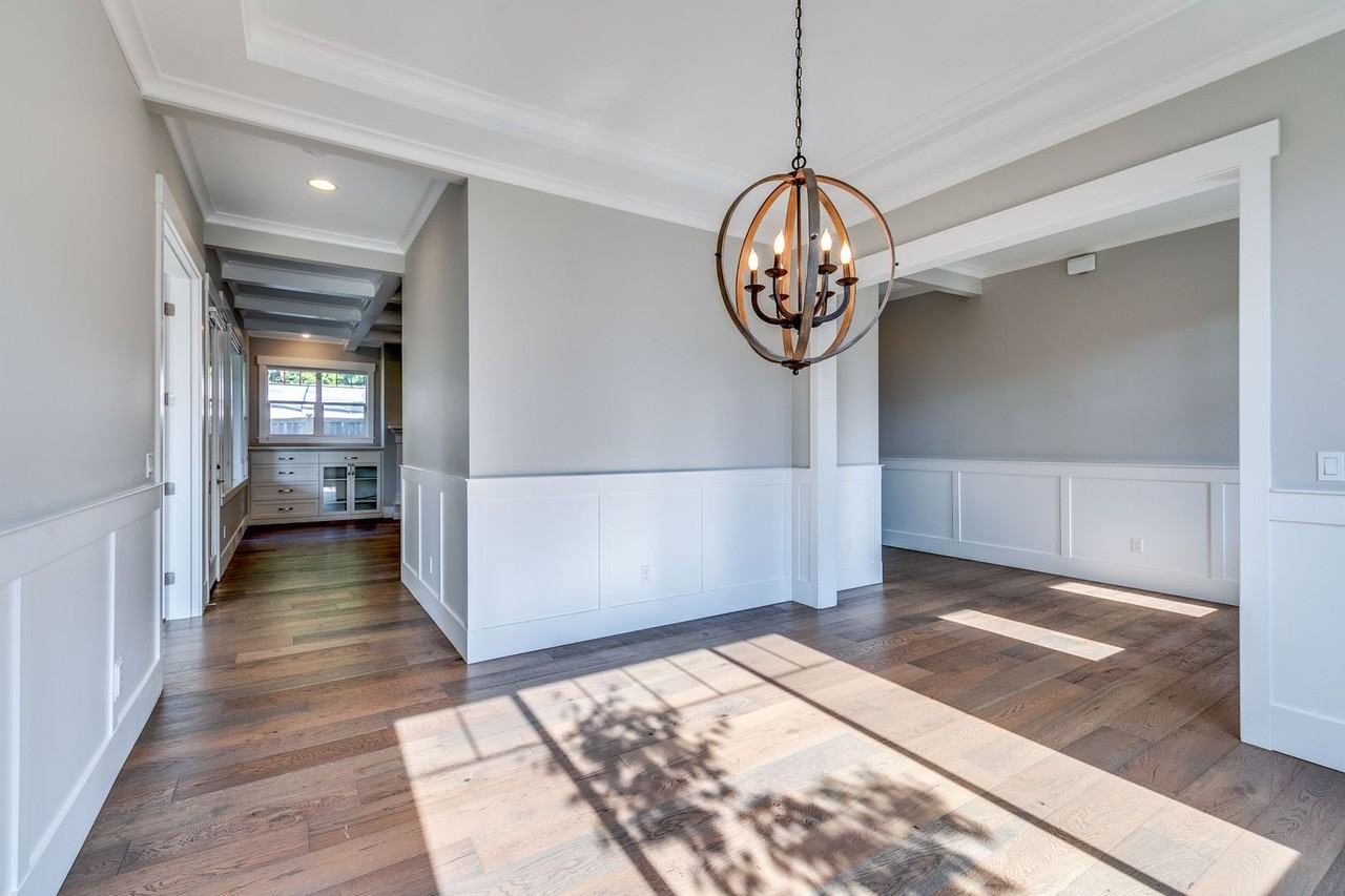 617 Landmark Ct Ne - Photo 3 of 41